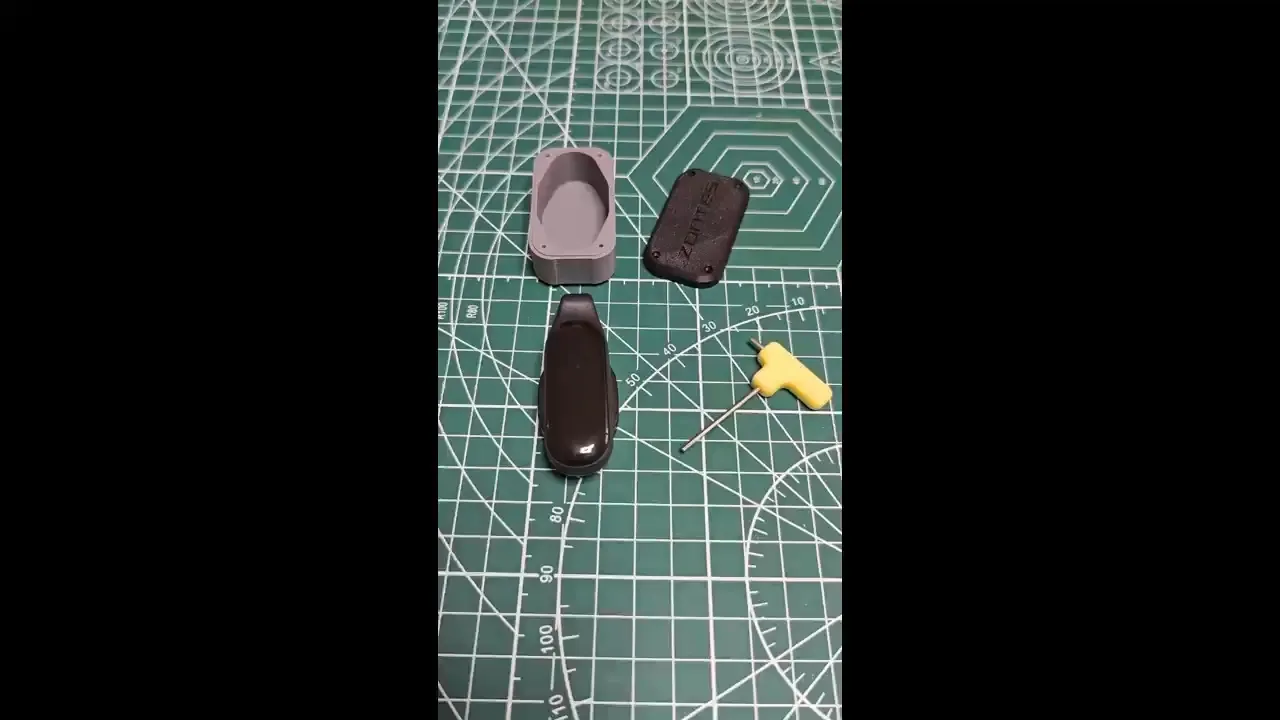 ZONTES Key Protective Case Installation Tutorial - English Subtitles